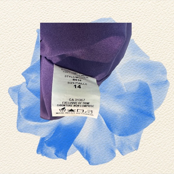 PRE LOVED LORI M DRESS - Picture 7 of 9